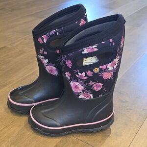 Floral Black and Pink BOGS Boots